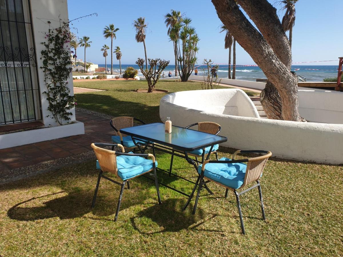 Dona Lola Micaela - Fully Equiped 1 Bedroom Ground Floor Beach Front Apartment With Direct Access To The Beach Of Calahonda - Costa Del Sol - Cs155 Sitio de Calahonda Buitenkant foto